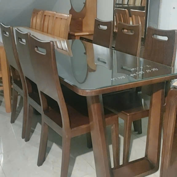 Bàn ăn gỗ sồi cao cấp chân chũ H