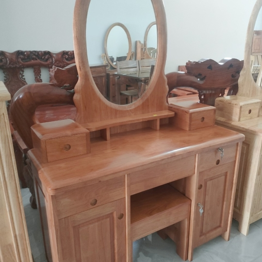 Bàn trang điểm gỗ cao su 1.1m